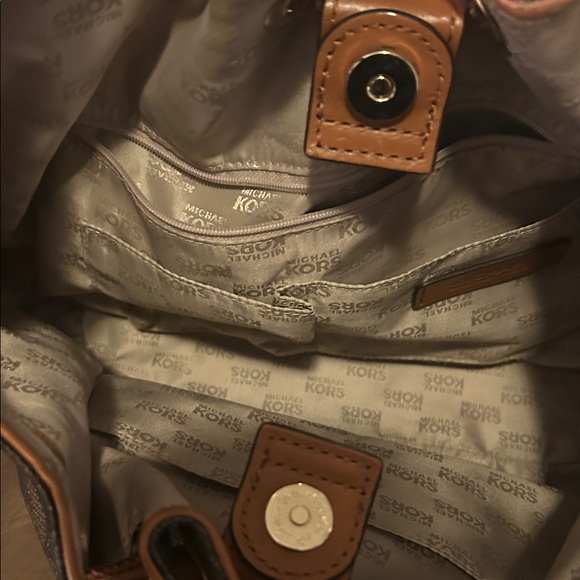 Michael Kors Brown Signature Shoulder Bag and Wallet - Picture 2 of 4